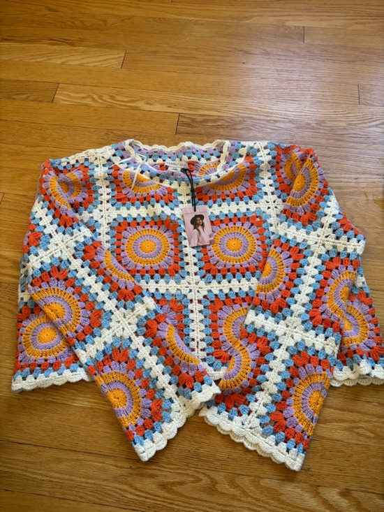 Sincerly Jules Tops - NWT Sincerely Jules colorful crochet cropped top